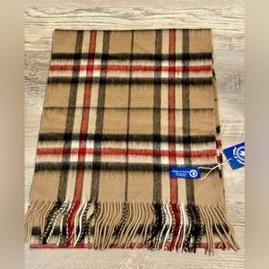 NWT MacRaes Of Scotland Camel Thomson 100% lambswool plaid scarf. Smoke free hom